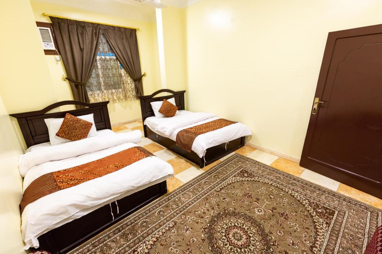 Al Eairy Furnished Apartments - Al Bahah 3 Bagian luar foto