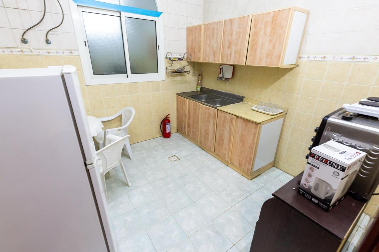 Al Eairy Furnished Apartments - Al Bahah 3 Bagian luar foto