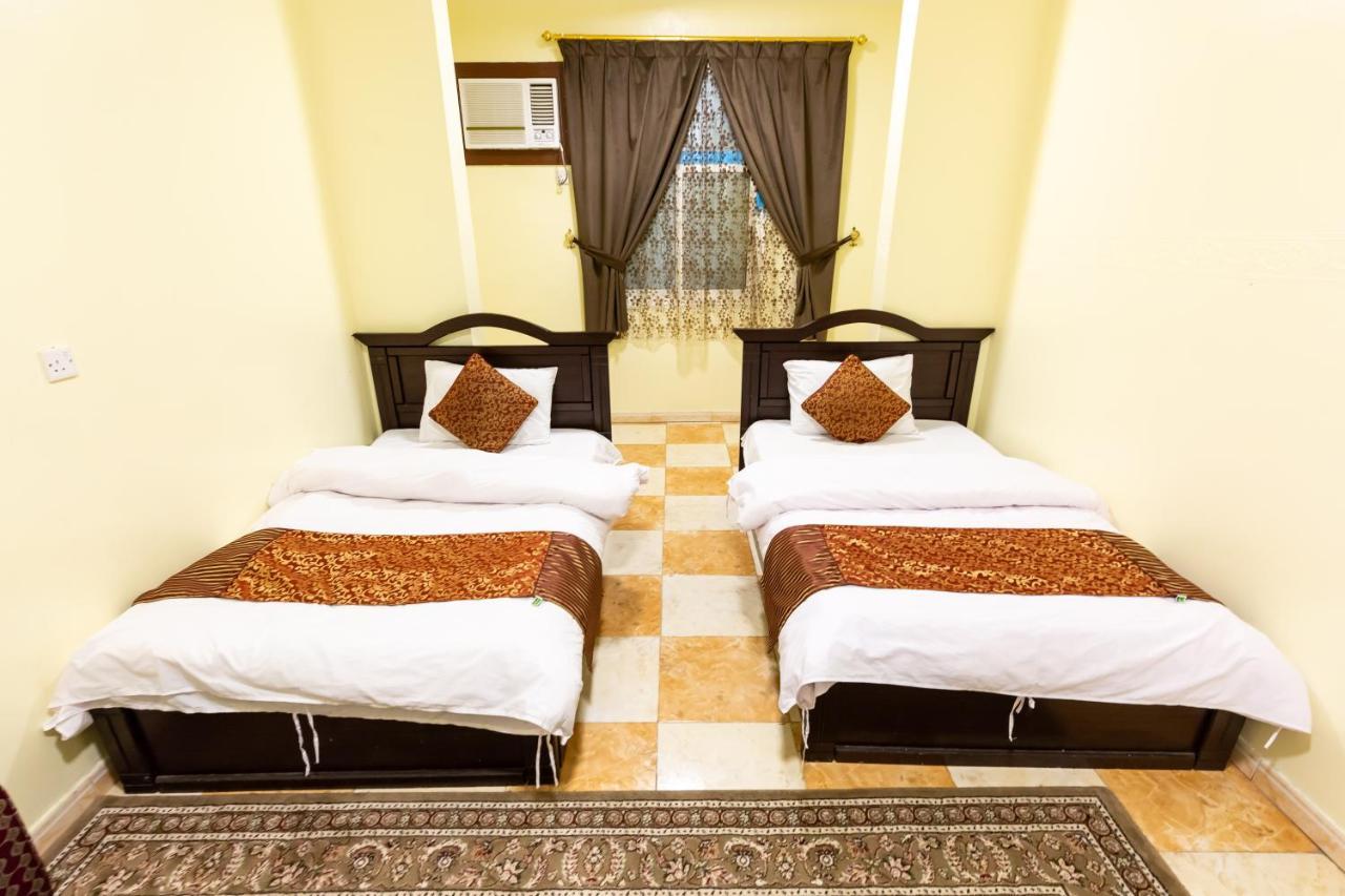 Al Eairy Furnished Apartments - Al Bahah 3 Bagian luar foto