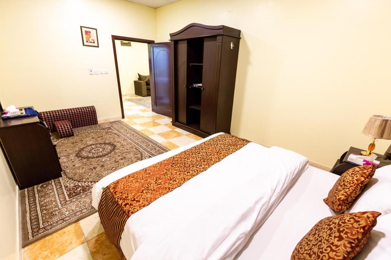 Al Eairy Furnished Apartments - Al Bahah 3 Bagian luar foto