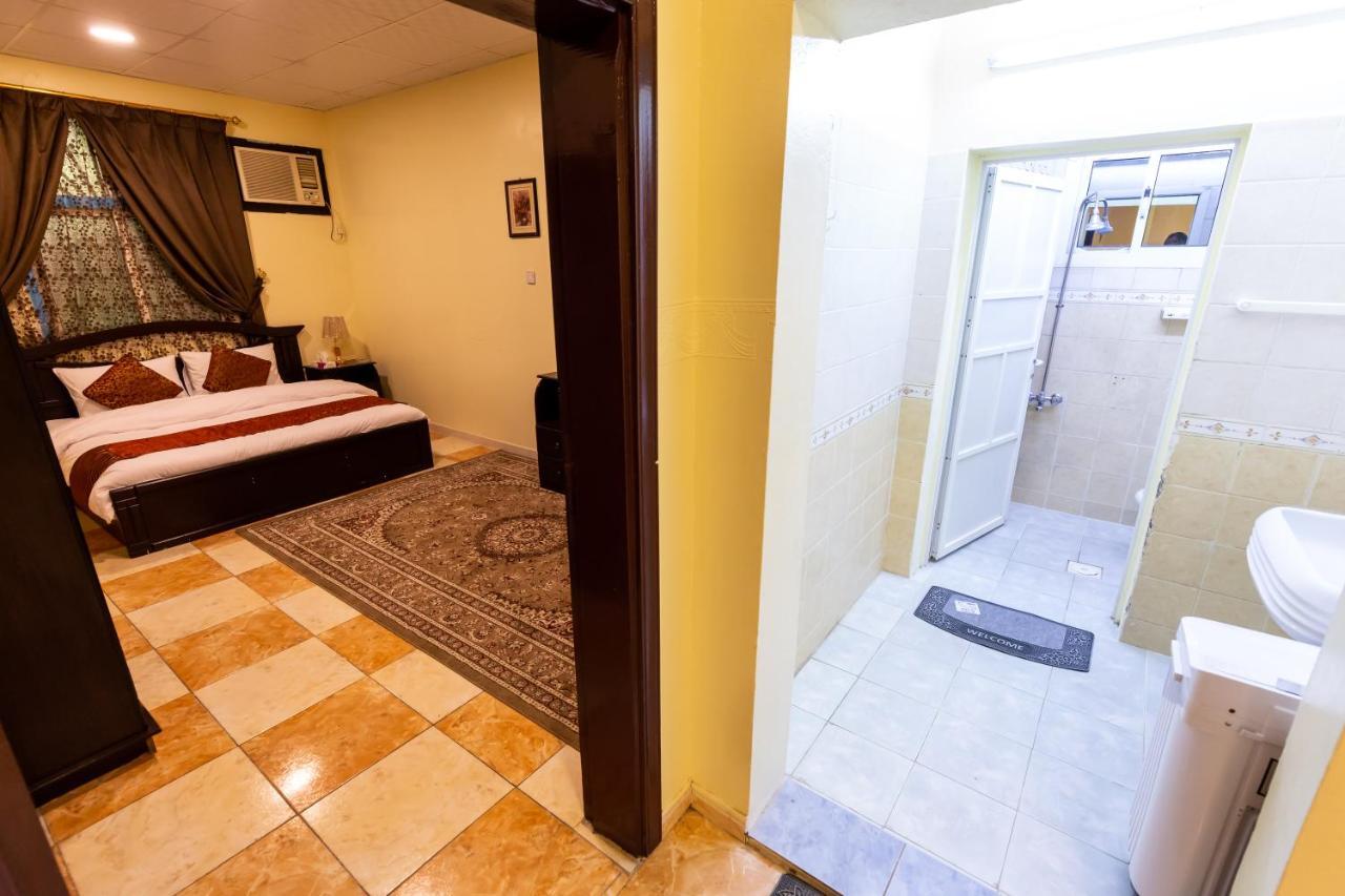 Al Eairy Furnished Apartments - Al Bahah 3 Bagian luar foto